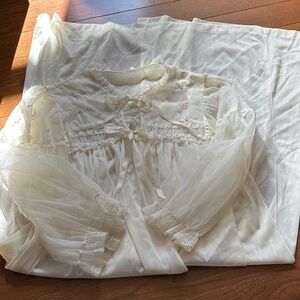 Vintage Embroidered Robe with Lace Trim